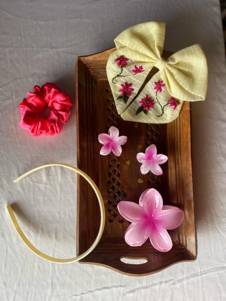 Blush Blossom – Floral Hair Accessories Set