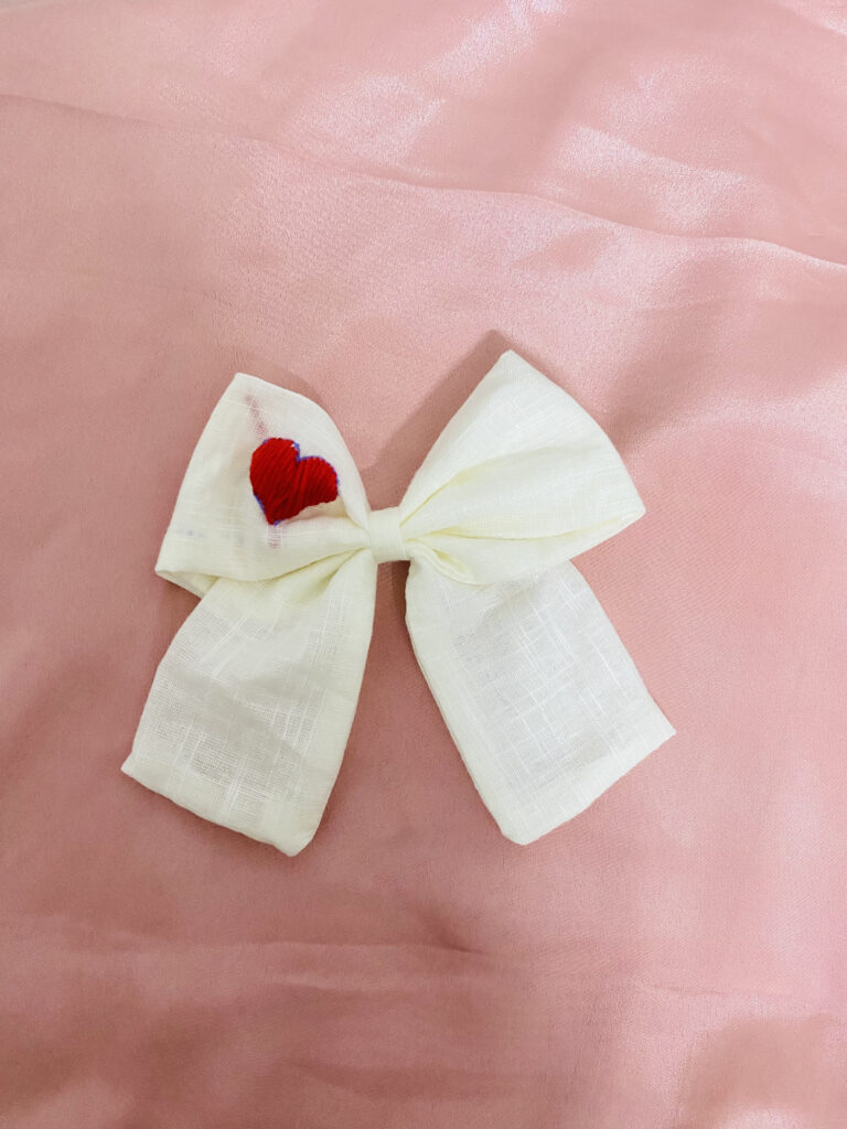 Heartfelt Moments Bow – Handmade Cotton Hair Accessory with Red Embroidered Heart